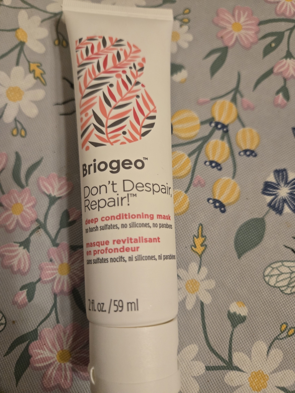 Briogeo Don't Despair, Repair! Deep Conditioning Mask - White with Coral Accent
